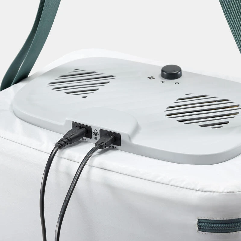 Quechua GLACIÈRE SOUPLE ÉLECTRIQUE DE CAMPING - 30 LITRES - CONSERVATION AU FRAIS 96 H 2 Quechua GLACIÈRE SOUPLE ÉLECTRIQUE DE CAMPING - 30 LITRES - CONSERVATION AU FRAIS 96 H – Image 2