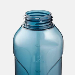Quechua Gourde Rando MH500 Bouchon Ouverture Rapide 1,2 Litre Plastique (Ecozen®) Bleu -Camping Rabais gourde rando mh500 bouchon ouverture rapide 12 litre plastique ecozen bleu 3