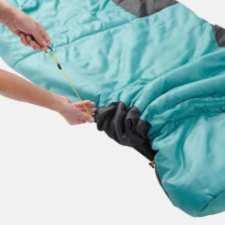 Quechua SAC DE COUCHAGE ENFANT 2 EN 1 - SLEEPIN BED JUNIOR 10°C BLEU 18 Quechua SAC DE COUCHAGE ENFANT 2 EN 1 - SLEEPIN BED JUNIOR 10°C BLEU -Camping Rabais sac de couchage enfant 2 en 1 sleepin bed junior 10c bleu 8