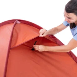 Tente Dôme De Trekking - 2 Places - MT100 19 Tente Dôme De Trekking - 2 Places - MT100 -Camping Rabais tente dome de trekking 2 places mt100 9